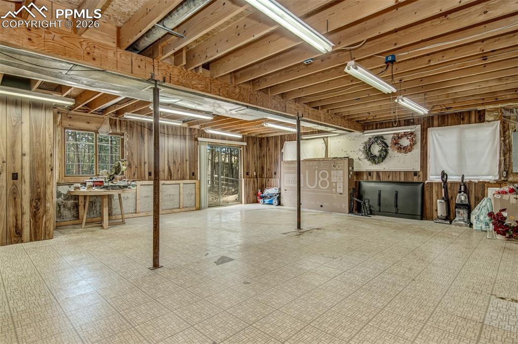 Image 24 of 32: Basement