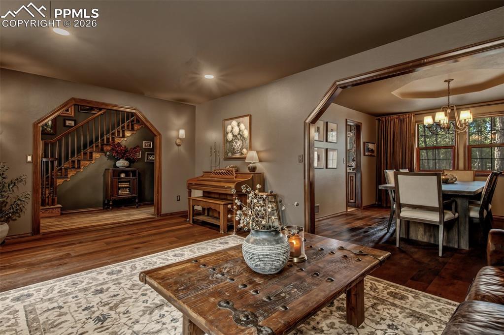 Image 8 of 32: Formal Living