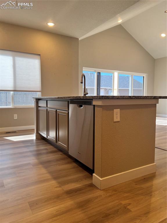 Image 10 of 34: Kitchen