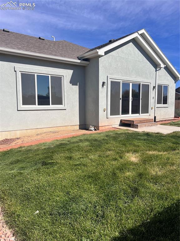 Image 28 of 34: Back of Structure