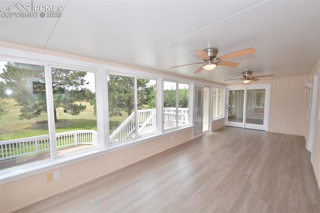 Image 29 of 50: Sun Room