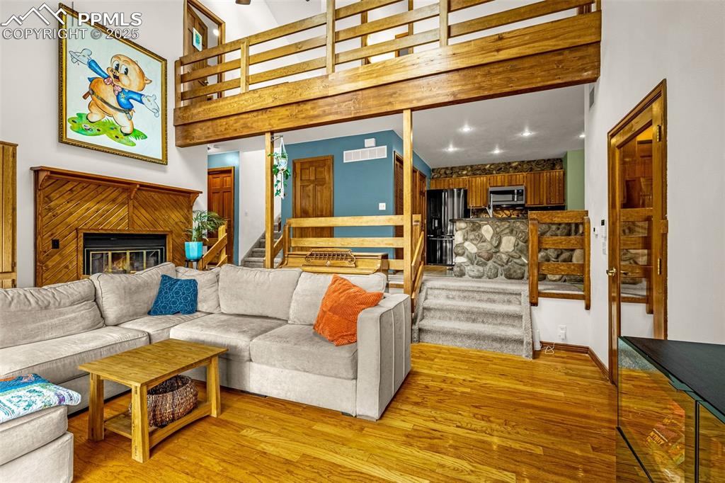 Image 11 of 37: Living Room