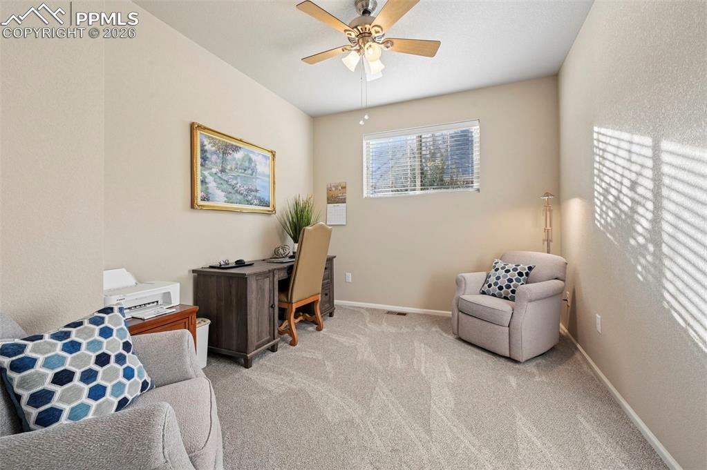 Image 18 of 47: Office