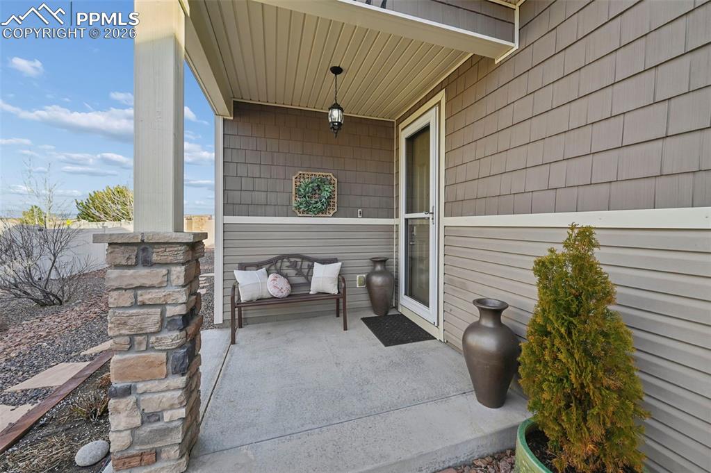 Image 2 of 47: Entry