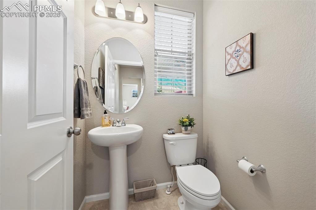 Image 20 of 47: Bathroom