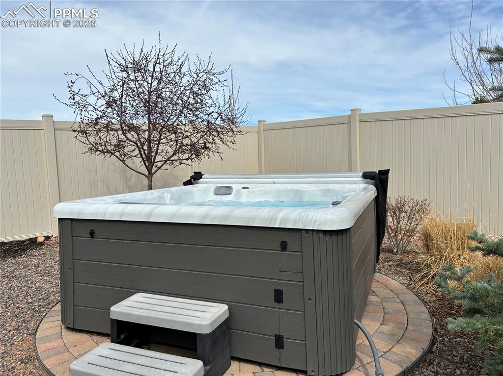 Image 37 of 47: Patio