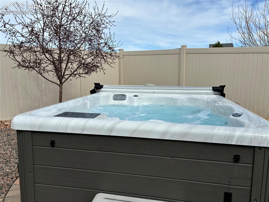 Image 39 of 47: Patio