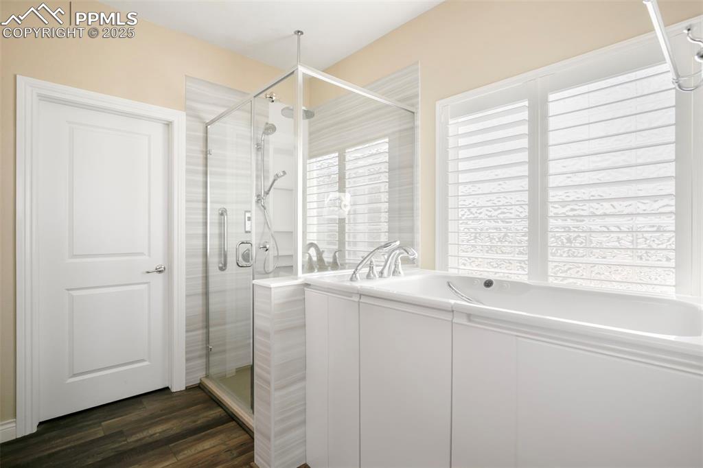 Image 29 of 50: Master Bathroom