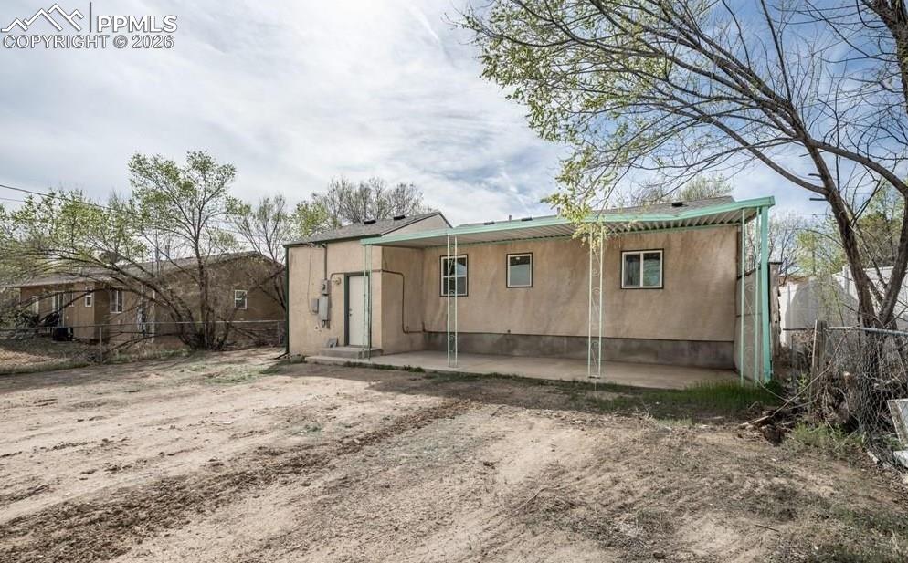 Image 31 of 33: Back of Structure