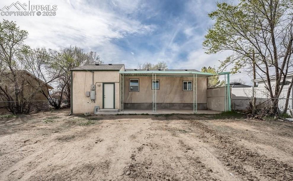 Image 32 of 33: Back of Structure