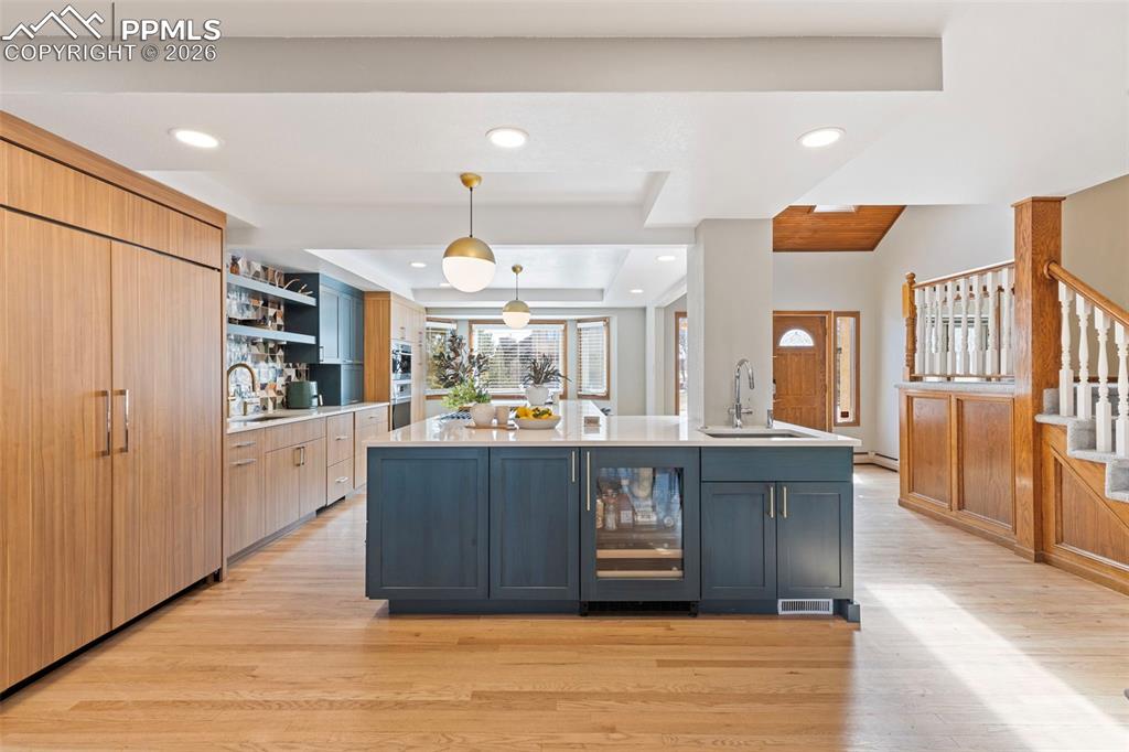 Image 10 of 48: Kitchen