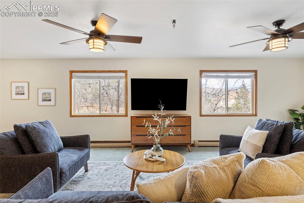 Image 35 of 48: Living Room