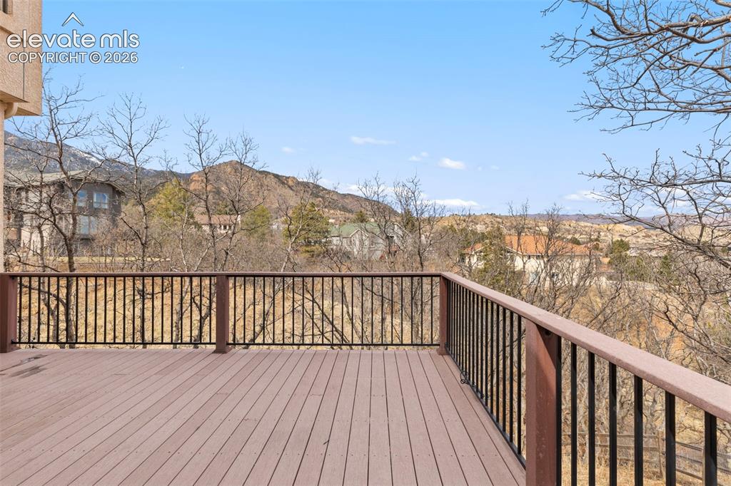 Image 44 of 46: Deck