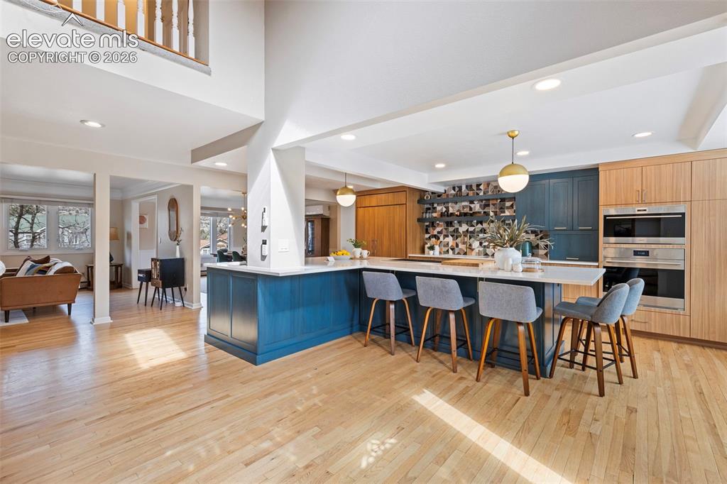 Image 6 of 46: Kitchen