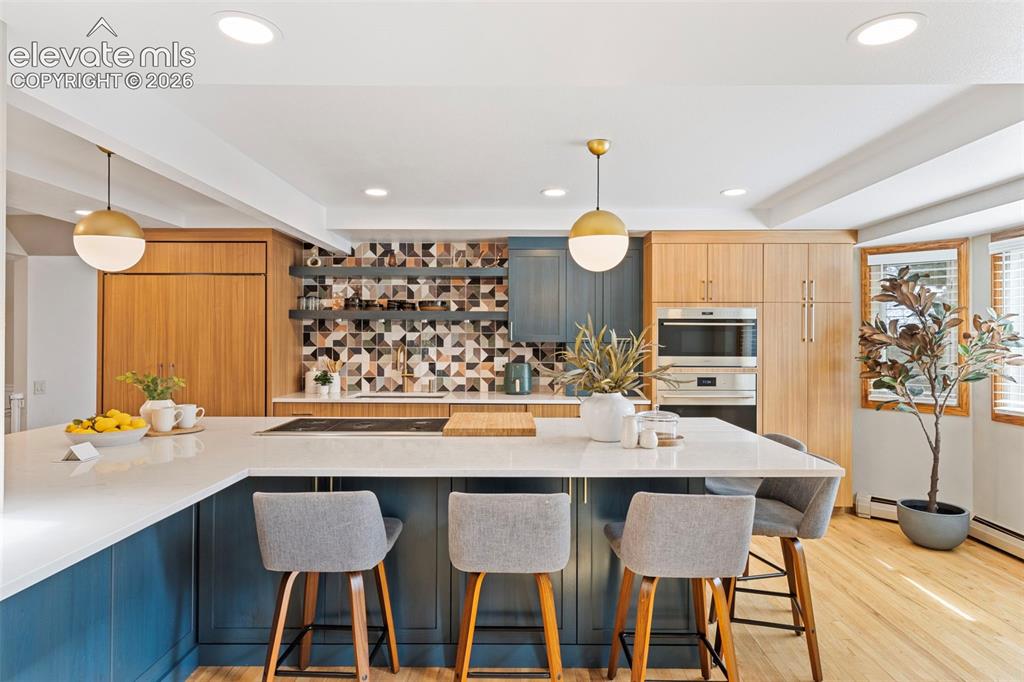 Image 7 of 46: Kitchen