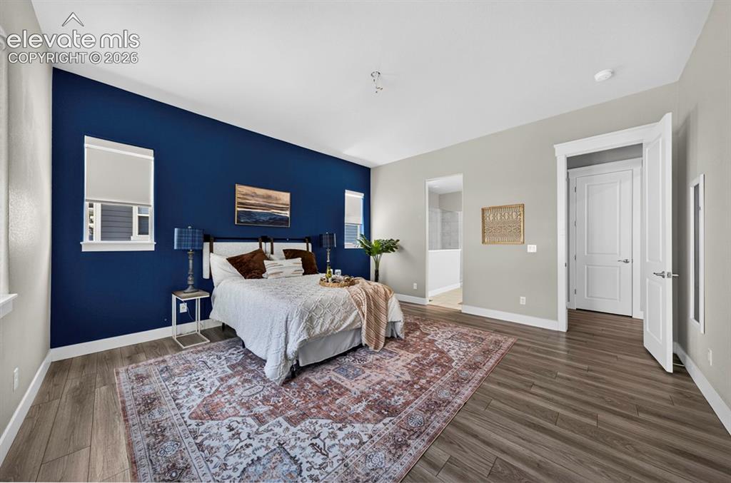 Image 15 of 42: Bedroom