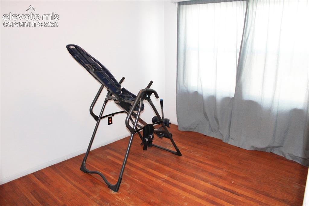 Image 13 of 20: Exercise Room