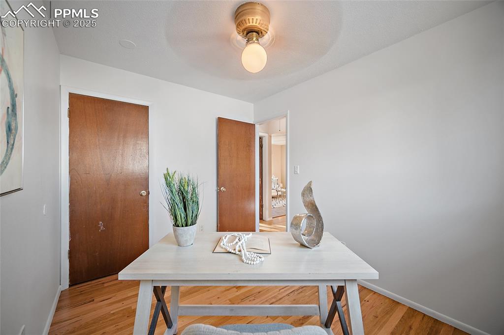 Image 17 of 49: Bedroom 2 upstairs