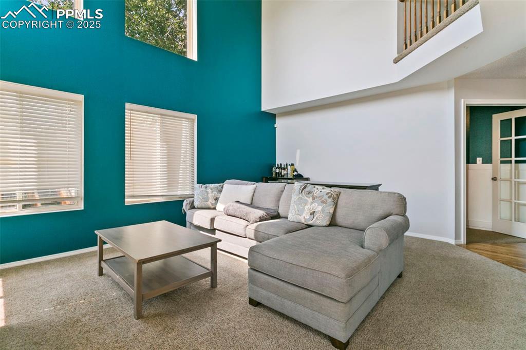 Image 8 of 27: Living Room