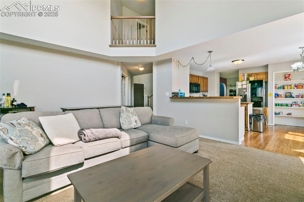 Image 9 of 27: Living Room