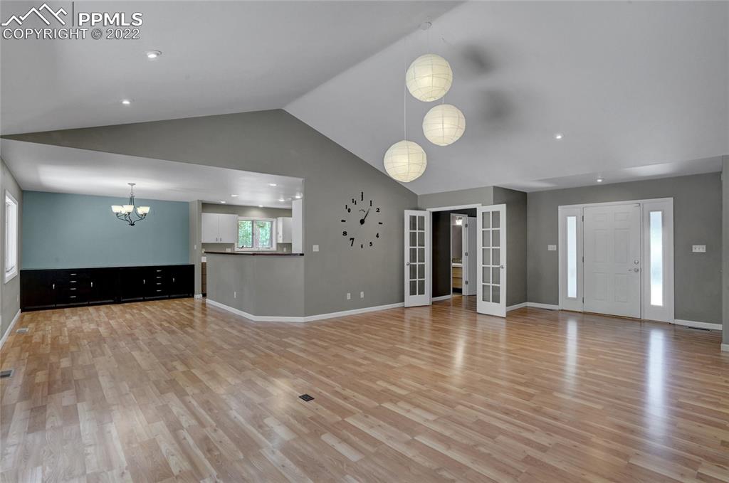 Listing 7394965, Image 11 of 49