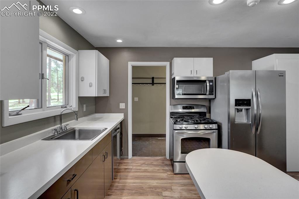 Listing 7394965, Image 15 of 49