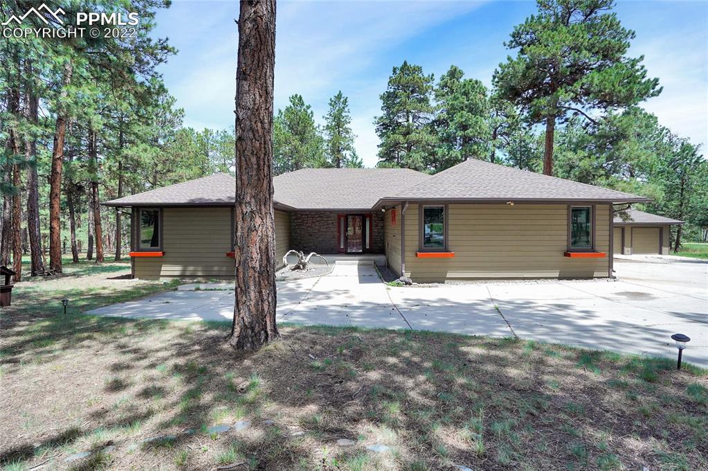 Listing 7394965, Image 2 of 49