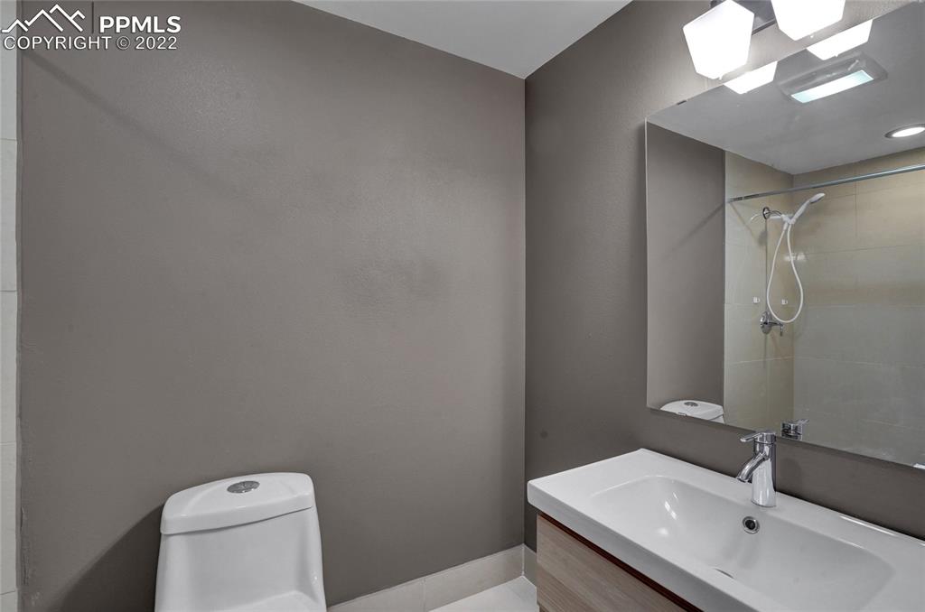 Listing 7394965, Image 21 of 49