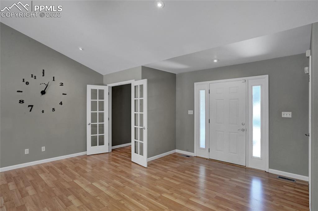 Listing 7394965, Image 4 of 49