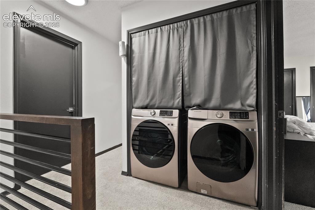 Image 20 of 30: Laundry