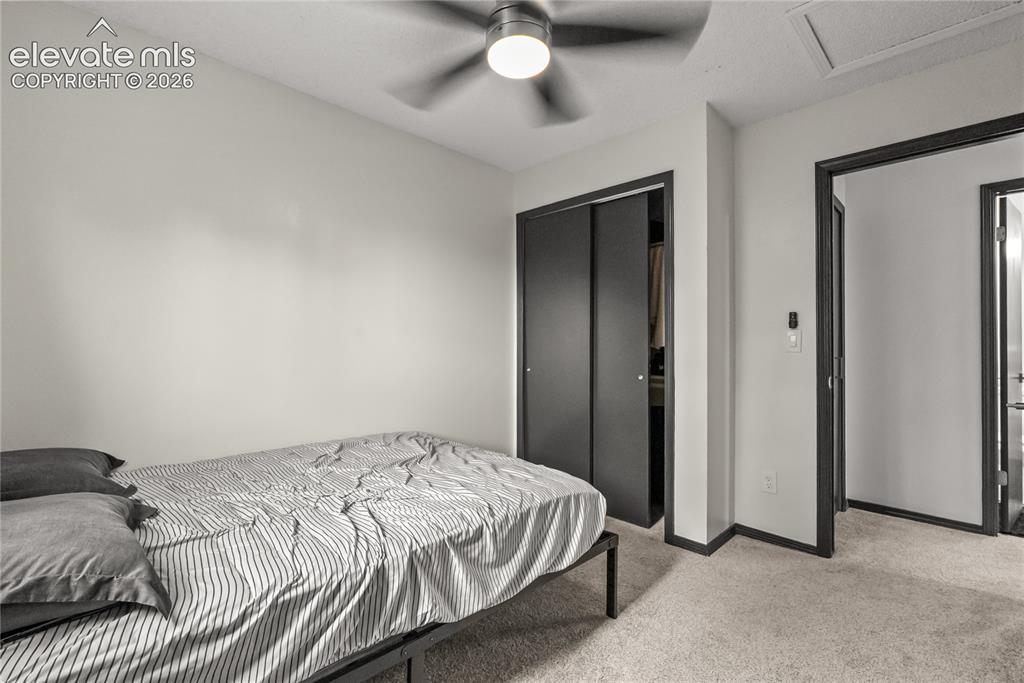 Image 9 of 30: Bedroom