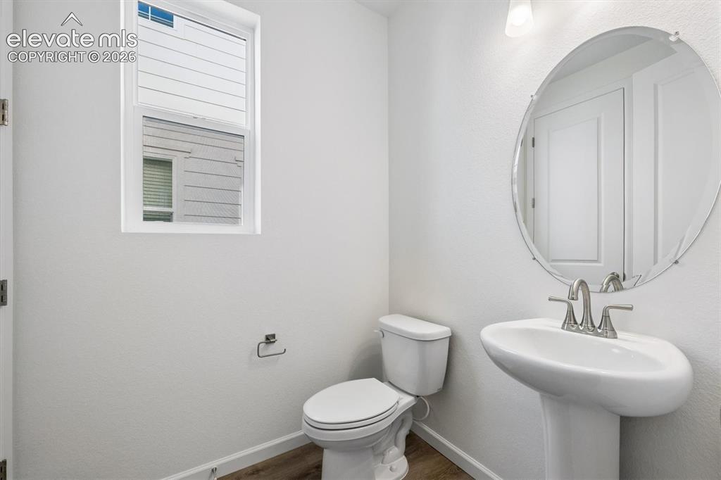 Image 9 of 21: Bathroom