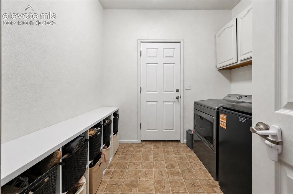 Image 19 of 39: Mud Room