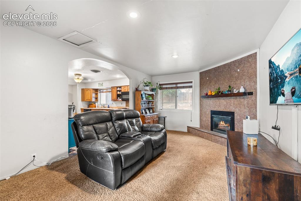 Image 12 of 22: Family Room