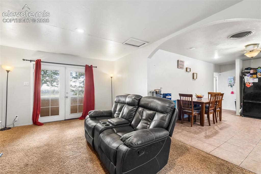 Image 13 of 22: Family Room
