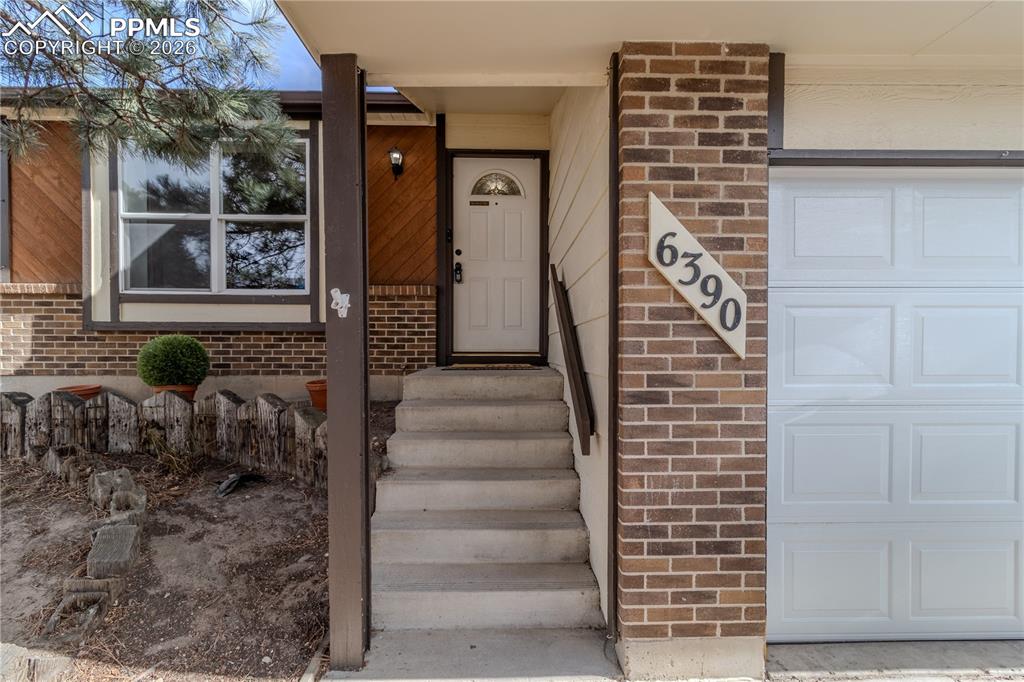 Image 2 of 29: Front entrance