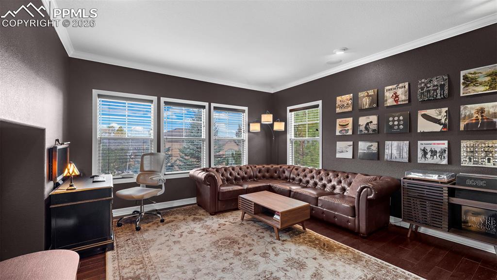 Image 8 of 50: Bathroom