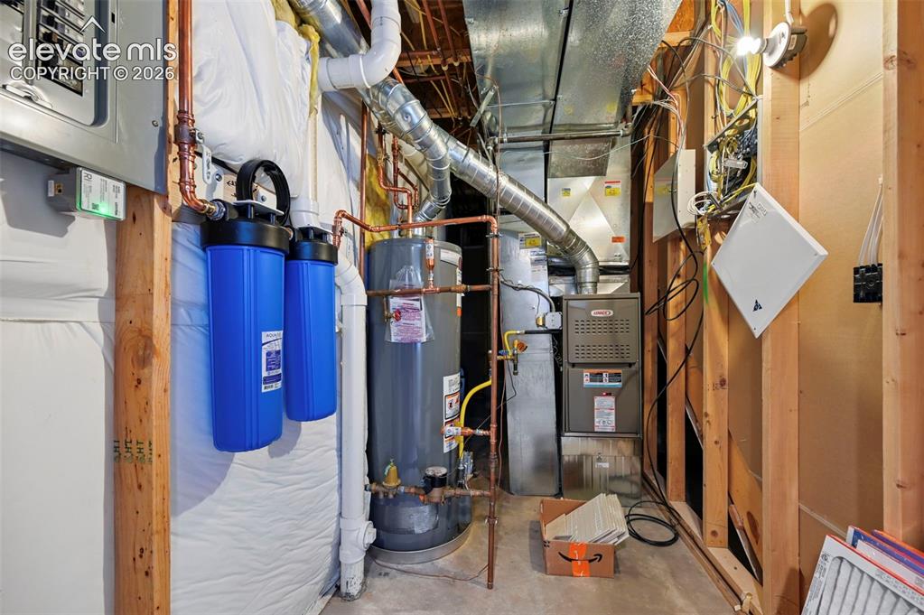 Image 29 of 47: water purifying system