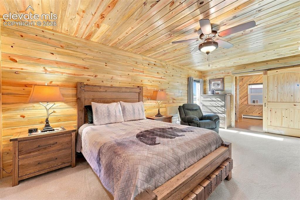 Image 18 of 50: Master Bedroom