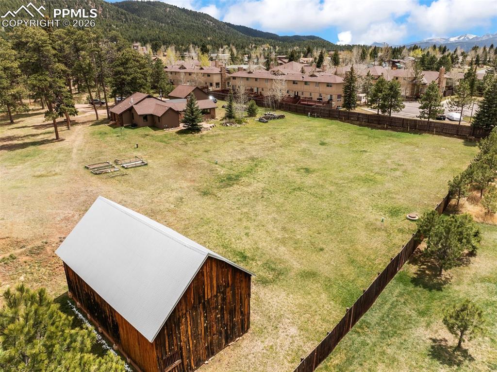 Image 34 of 48: Stunning 3.74 acre lot 