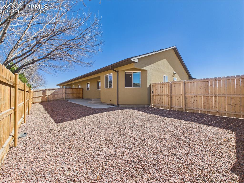 Image 28 of 31: Back of Structure