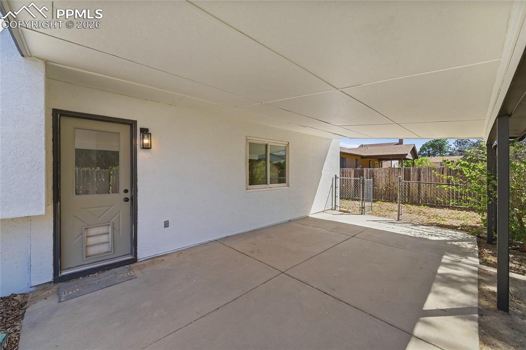 Image 39 of 50: Patio