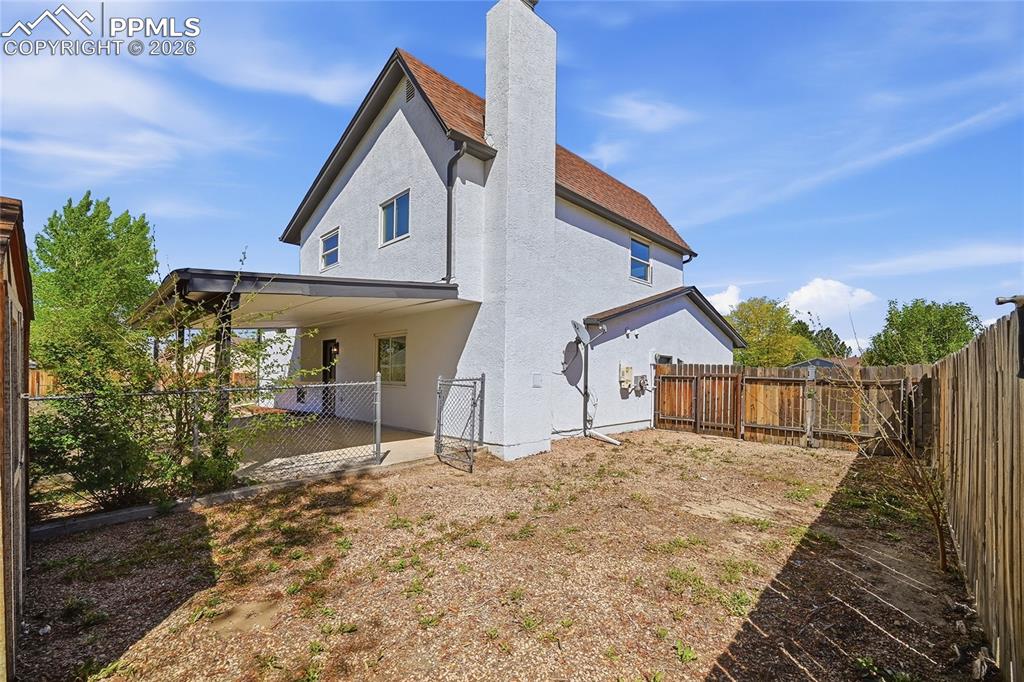 Image 41 of 50: Back of Structure