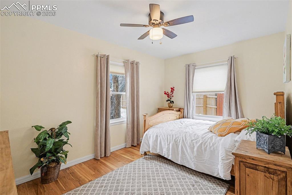 Image 13 of 25: Secondary bedroom on main