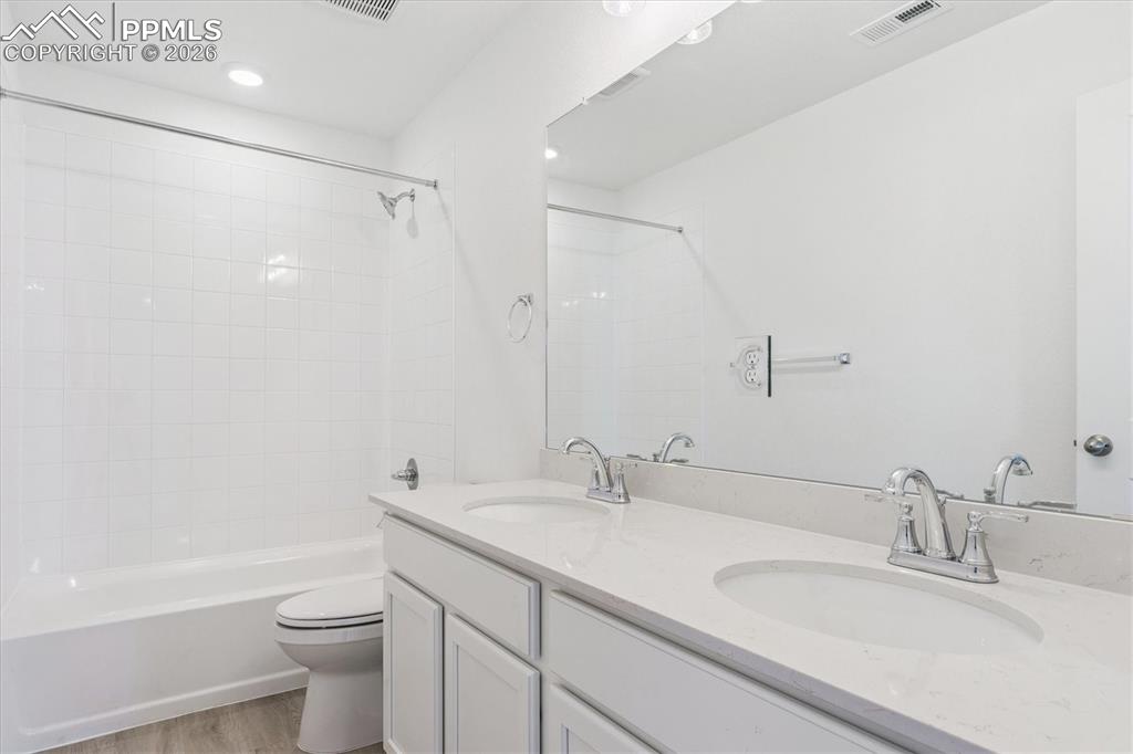 Image 13 of 21: No Description Available