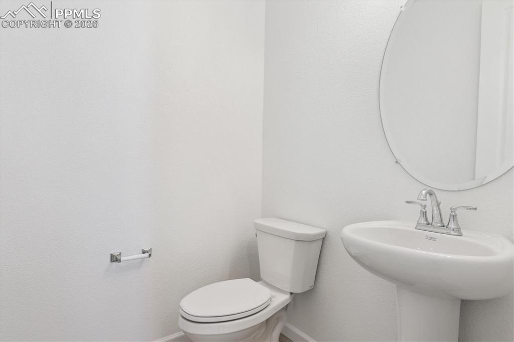 Image 3 of 21: No Description Available