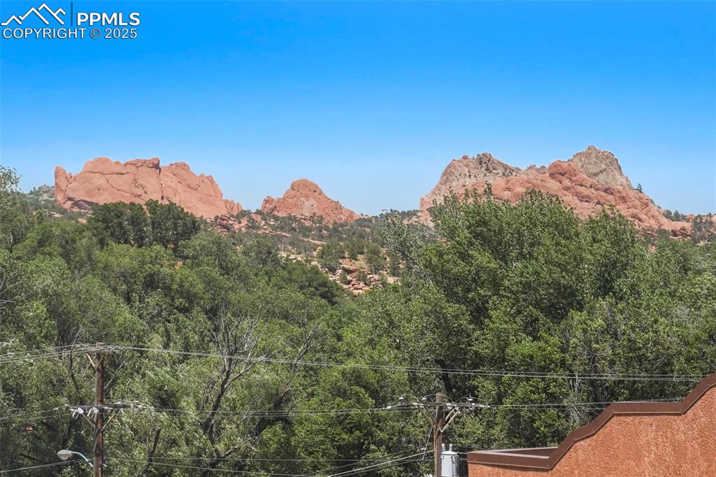 Image 23 of 24: Garden of the Gods Views