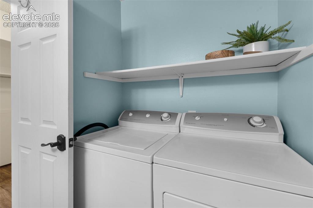 Image 8 of 21: Laundry