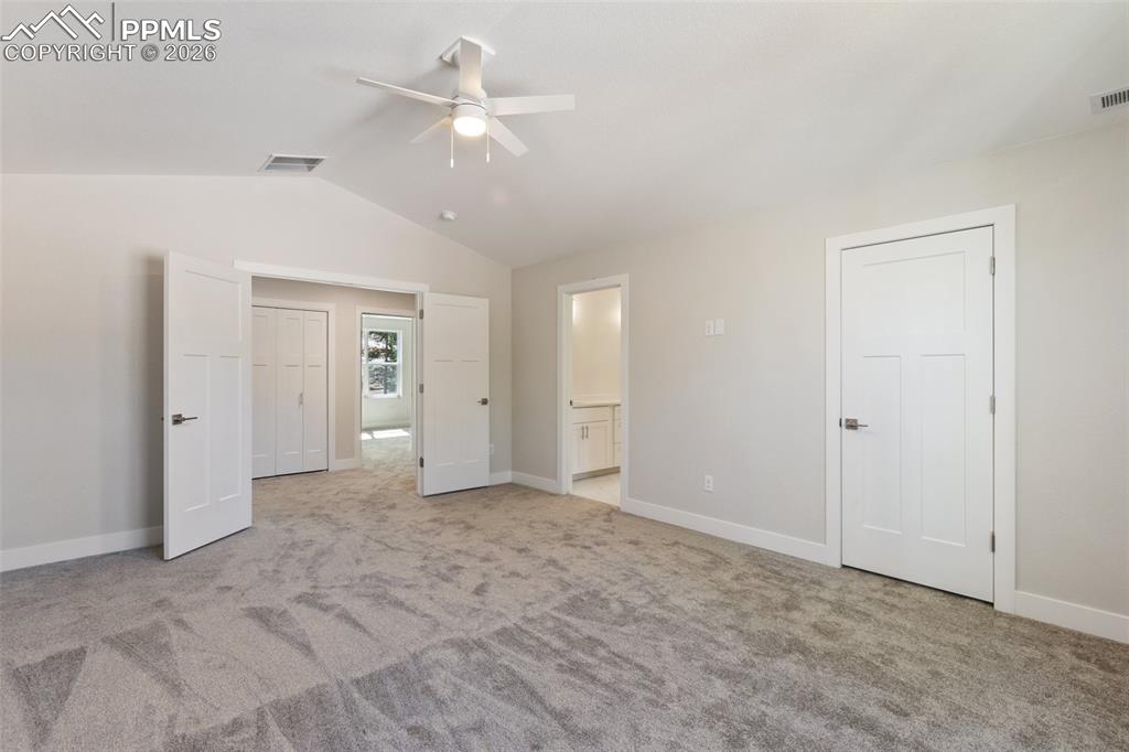 Image 19 of 44: Extra Large Pantry!