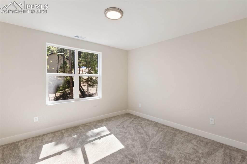 Image 27 of 44: Primary Suite